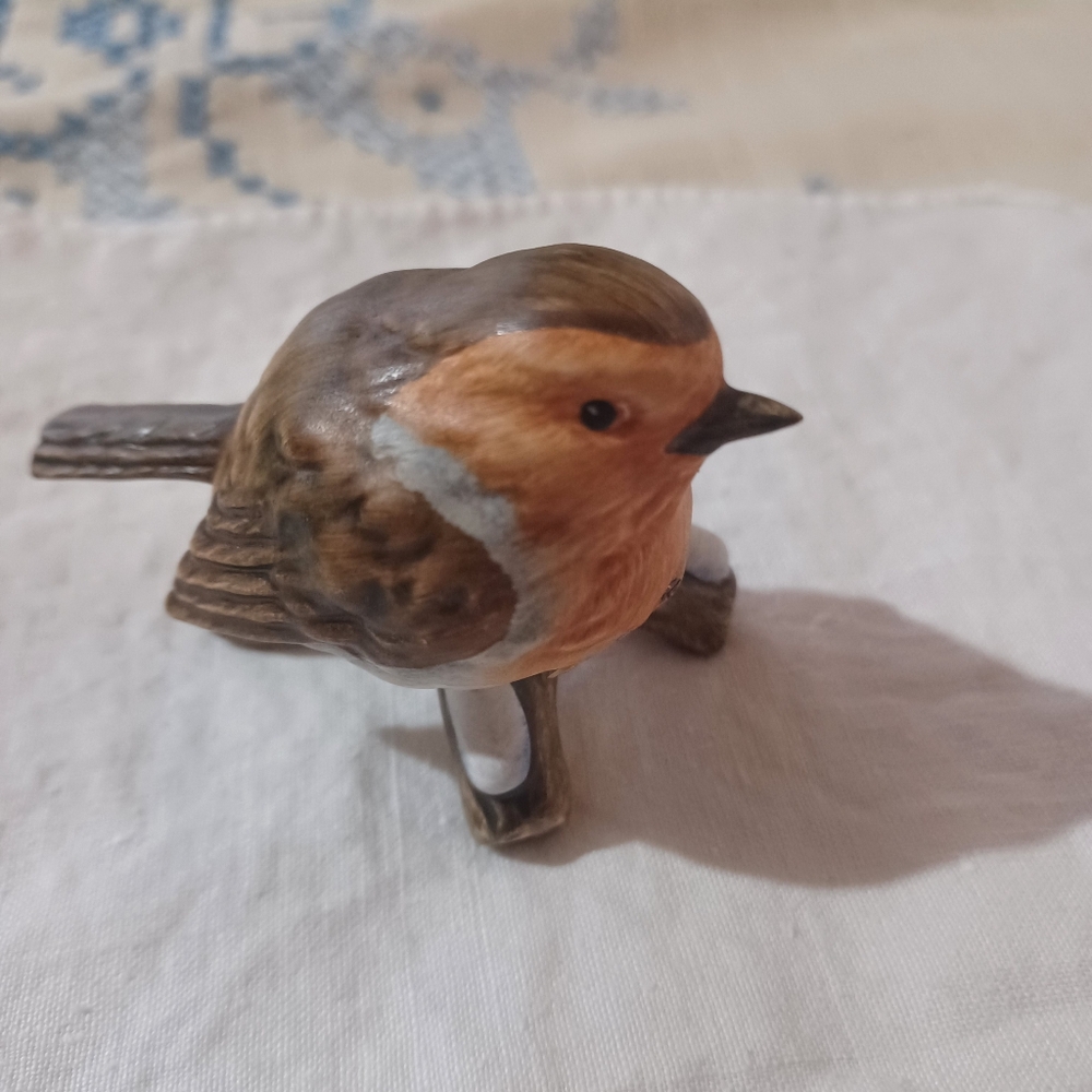 Goebel Robin Mini Figurine